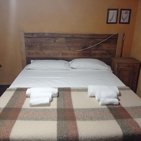 Albergo Diffuso La Marmu Osteria Della Croce Bianca Marmora Extérieur photo